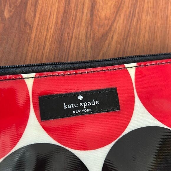 Kate Spade black  polkadot pouch cosmetic bag shiny - Picture 2 of 6